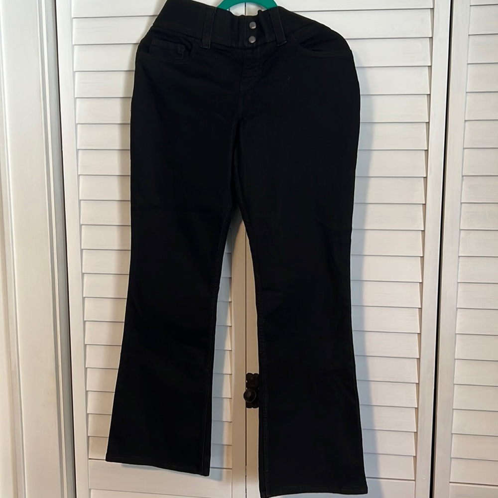 Lady’s pants lee riders